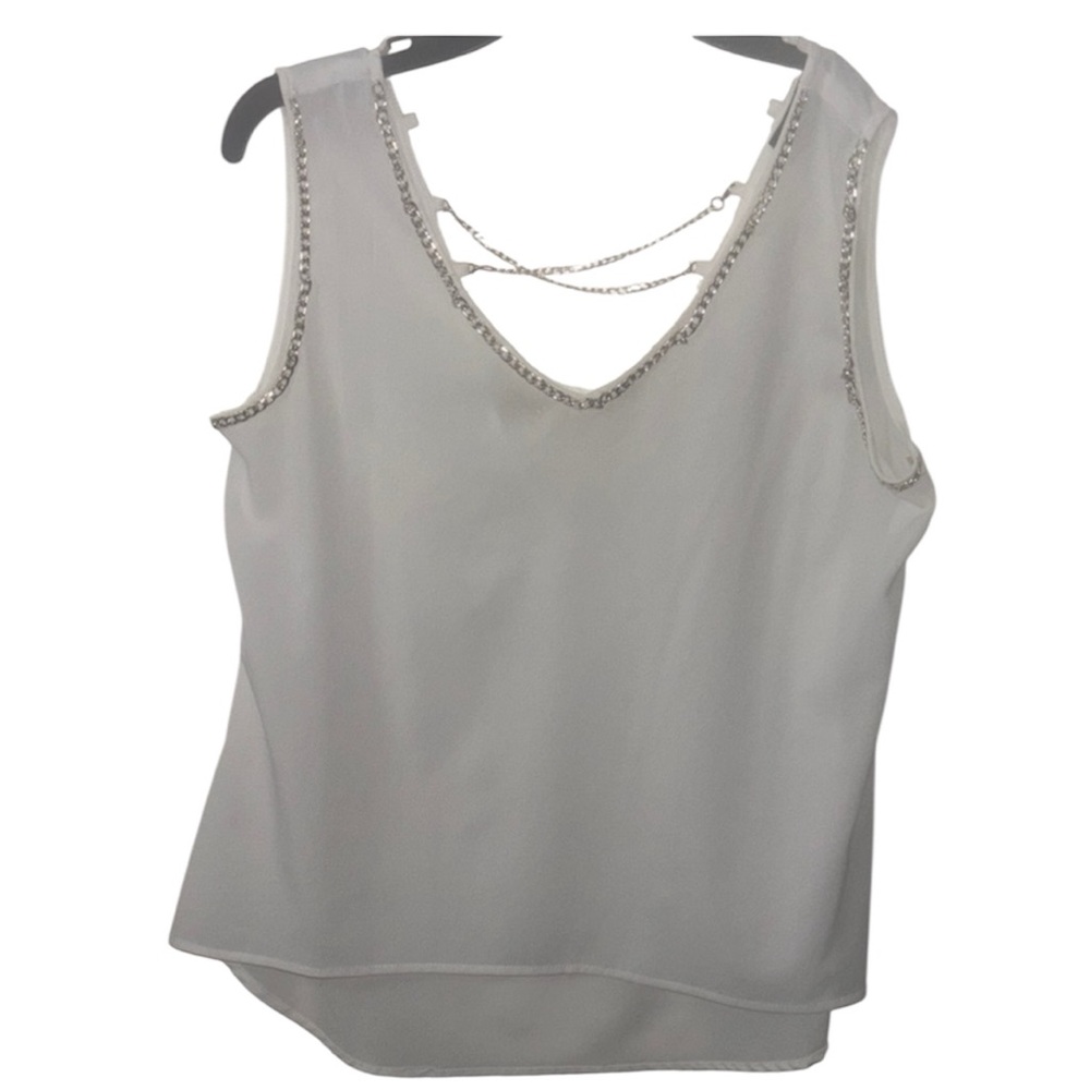 Elegant White Sleeveless Top with‎ Beaded Accents